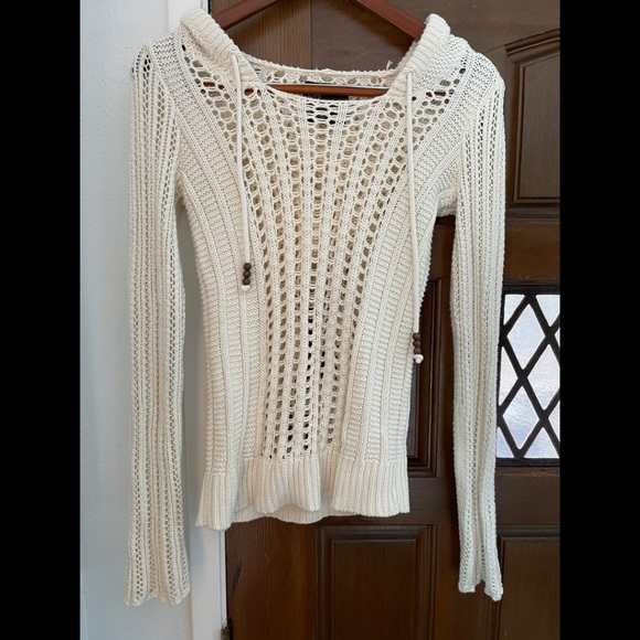 American Eagle Outfitters Sweaters - American Eagle off white sweater hoodie